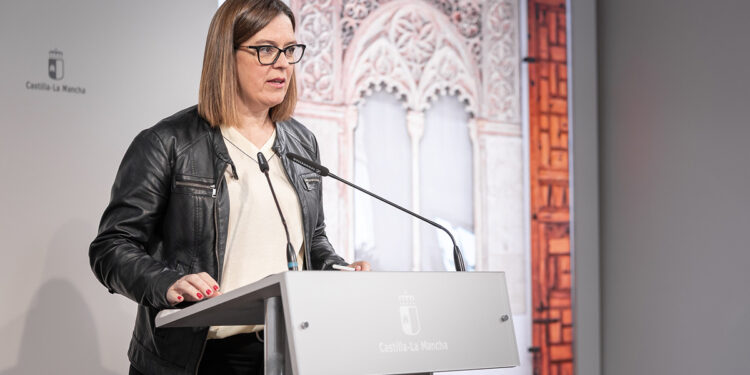 El Ejecutivo regional renueva 346 rutas escolares y amplía las ayudas de transporte para los centros de Educación Especial concertados