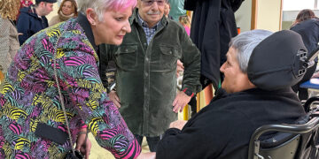 El Gobierno regional refuerza su apoyo a ADEMGU con más financiación y nuevas líneas de ayuda sociosanitaria