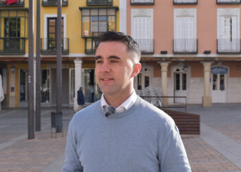 El PSOE pide a Guarinos que invierta en el alumbrado, “porque hay muchos puntos negros y eso genera inseguridad y dificulta la movilidad”