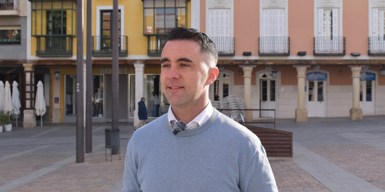 El PSOE pide a Guarinos que invierta en el alumbrado, “porque hay muchos puntos negros y eso genera inseguridad y dificulta la movilidad”