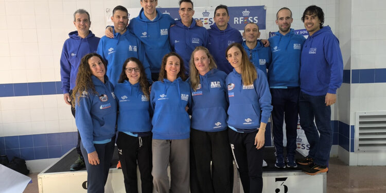 El máster del Club Alcarreño de Salvamento brilla en el Campeonato de España de Valladolid con medallas y récords regionales