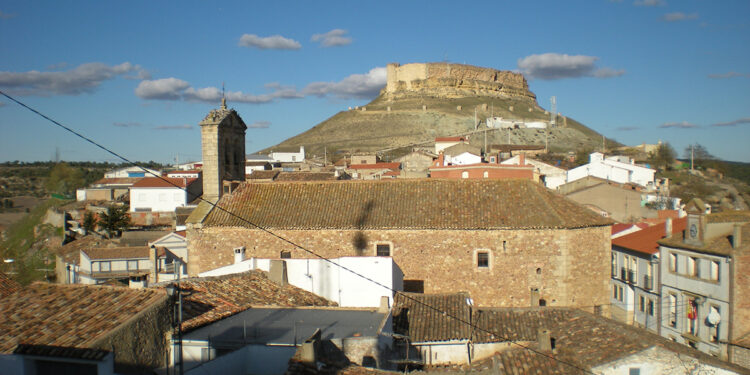 El movimiento del Cohousing se fija en Monteagudo de las Salinas para impulsar sus proyectos de vivienda colaborativa