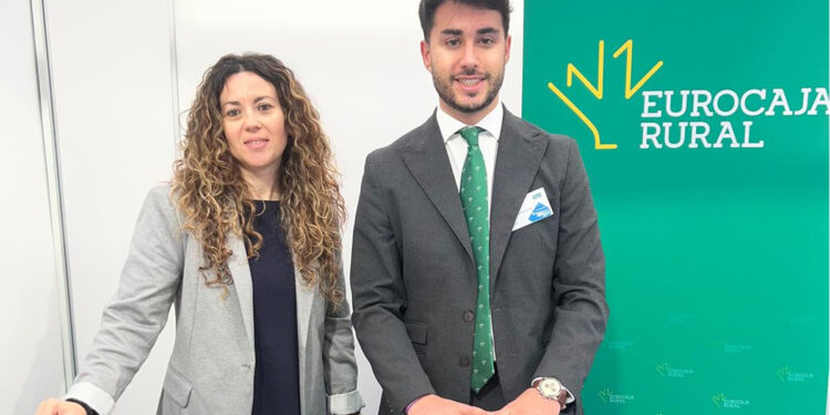 Eurocaja Rural presenta en FiBEST su programa de prácticas universitarias y ofertas de empleo para profesionales