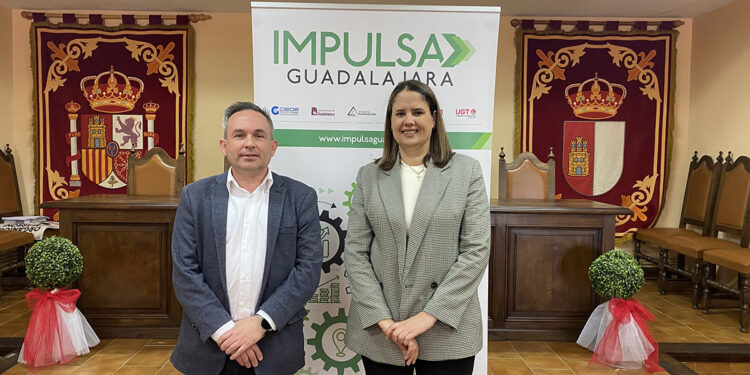 Humanes destaca su espíritu emprendedor y la comodidad de acceso a todos los servicios en una reunión mantenida con Impulsa Guadalajara