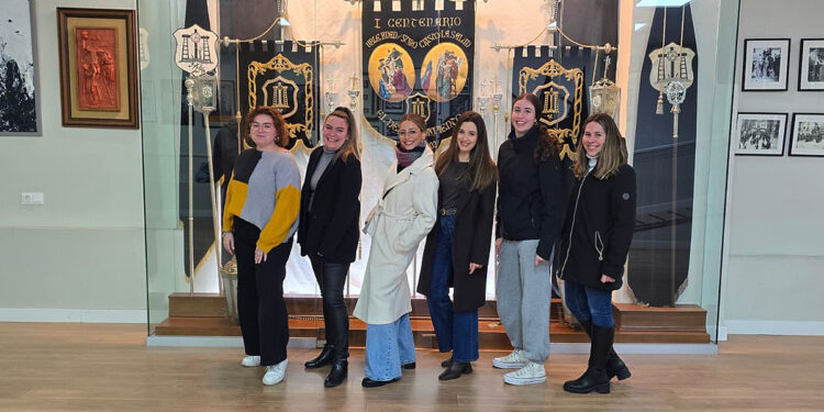 La Asociación Cultural de El Descendimiento contará, por primera vez, con una Directiva íntegramente femenina