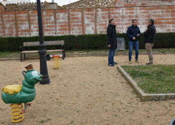 La Diputación de Cuenca mejora la parroquia, el archivo municipal y las calles de Casas de los Pinos y su pedanía Casas de Roldán