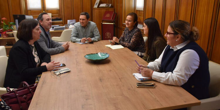 La Diputación de Cuenca y el Colegio de Farmacéuticos firmarán un convenio para financiar Sistemas Personalizados de Dosificación
