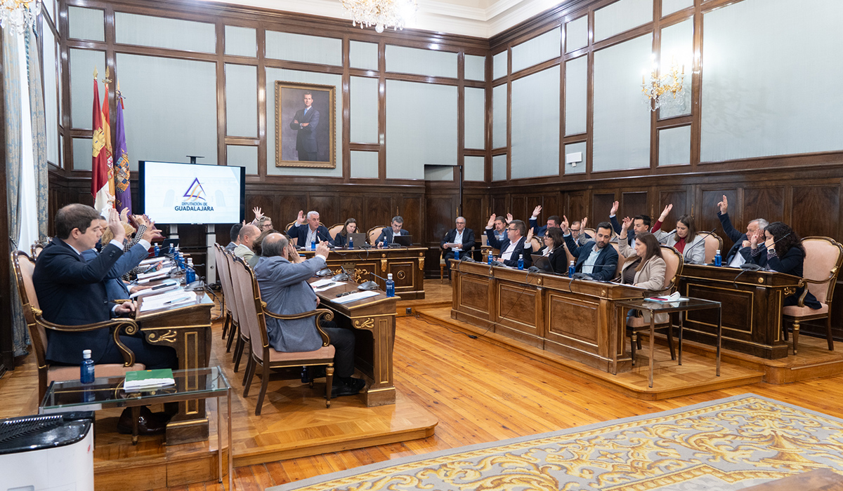 La Diputación de Guadalajara invertirá 130.500 euros en renovar las redes hidráulicas de Fuentenovilla y Valdesaz 2 La Diputación de Guadalajara invertirá 130.500 euros en renovar las redes hidráulicas de Fuentenovilla y Valdesaz