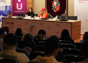La III Jornada ‘Mujeres en la Industria de la Comunicación’ en la UCLM debate por un sector “más justo e inclusivo”