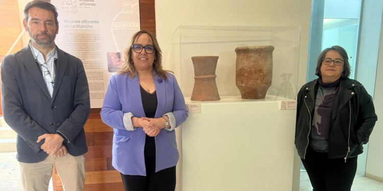 La Junta celebra simultáneamente en varios museos la muestra ‘Mujeres alfareras en La Mancha’ para conmemorar el 8M 1 La Junta celebra simultáneamente en varios museos la muestra ‘Mujeres alfareras en La Mancha’ para conmemorar el 8M
