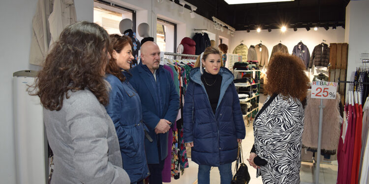 La Junta destaca el apoyo al comercio minorista de la provincia de Cuenca con más de 86.000 euros en ayudas durante 2025