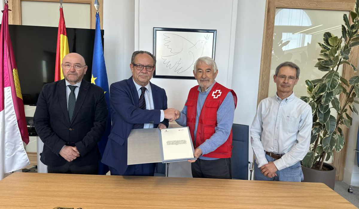 La Junta destina 98.500 euros a Cruz Roja para la financiación de actuaciones de urgencias y emergencias, un 62% más que en 2021 2 La Junta destina 98.500 euros a Cruz Roja para la financiación de actuaciones de urgencias y emergencias, un 62% más que en 2021