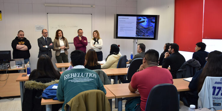 La Junta impulsa la cualificación laboral en Cuenca con más de cuatro millones de euros para formar a cerca de 3.800 personas