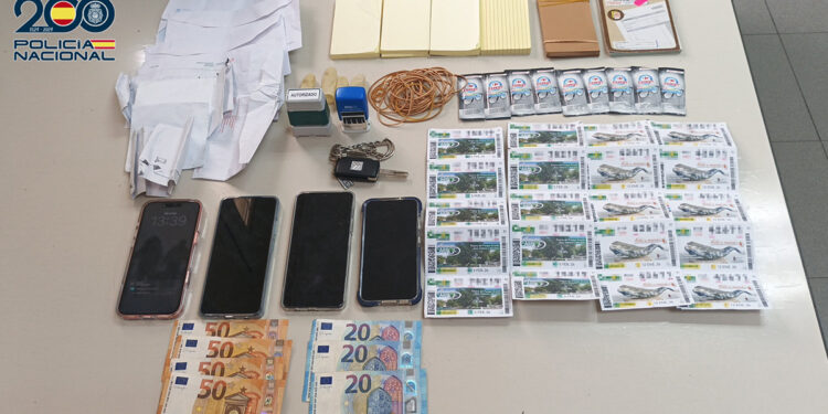 La Policía Nacional detiene en Guadalajara los autores de un delito de estafa mediante el método del “tocomocho”