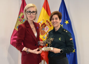 La delegada de la Junta subraya el orgullo del Gobierno regional por Cuenca y por la labor de la Guardia Civil