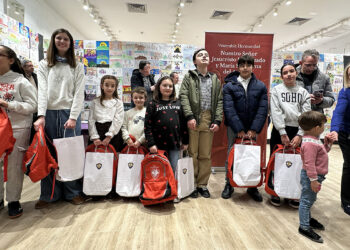 La mirada infantil sobre la Semana Santa se muestra en la exposición del Resucitado en el Mirador