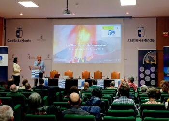 Los secretos del volcán de La Palma atraen a un numeroso público al Museo de Guadalajara en el aniversario de Yebes