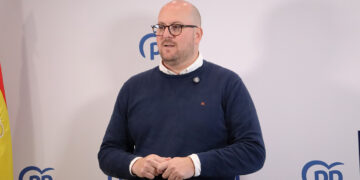 Lucas Castillo subraya que “la rebaja fiscal es irrenunciable” y reclama al Gobierno de Sánchez que rectifique para ayudar a las familias