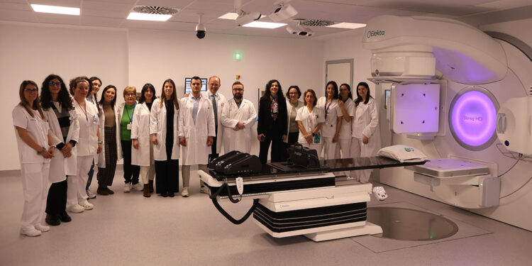 Martínez Guijarro “Dotamos a la sanidad pública conquense de todos los medios para prestar tratamiento oncológico”