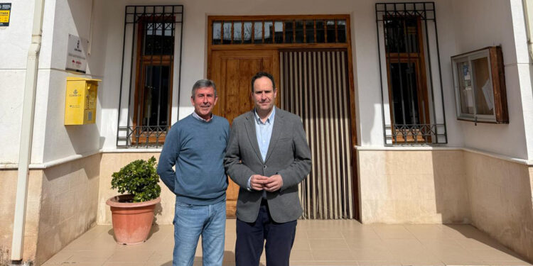 Martín‑Buro y el alcalde de Palomares del Campo alertan del aumento de robos en la provincia de Cuenca 1 Martín‑Buro y el alcalde de Palomares del Campo alertan del aumento de robos en la provincia de Cuenca