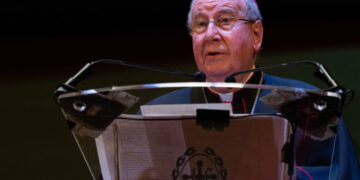 Monseñor José M.ª Yanguas regala a Cuenca un Pregón escrito para abrir a Cristo el corazón del nazareno