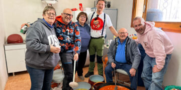 Nace en Setiles la asociación cultural Tierra de Girasoles para recuperar las tradiciones y revitalizar el pueblo