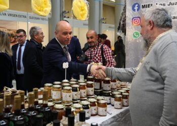 Pastrana cierra una gran Feria Apícola