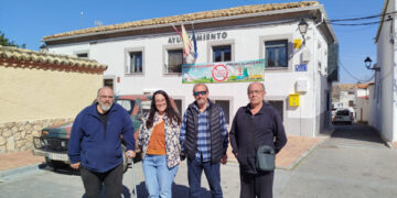 Rebelión en Huelves frente común e institucional contra la nueva macroplanta de biogás