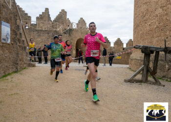 Yisheng Zhou y Ana Patricia Campos lideran la “X subida al castillo de Belmonte”
