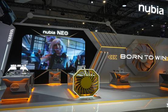 ZTE lanza en el MWC26 la serie nubia Neo 5, el único smartphone de gama media con gatillos laterales y ventilador incorporado 1 ZTE lanza en el MWC26 la serie nubia Neo 5, el único smartphone de gama media con gatillos laterales y ventilador incorporado