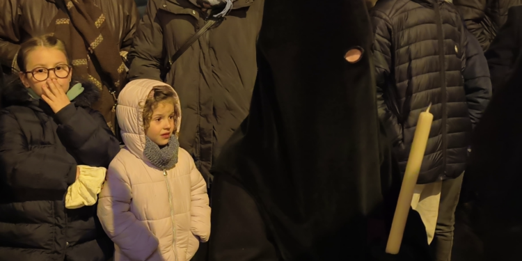 Galería de imágenes. La Vera Cruz, Procesión Penitencial y la Luna Gibosa