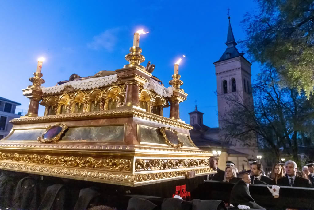 Miles de fieles arropan la Procesión del Silencio en una noche de solemnidad y tradición en Guadalajara 2 Miles de fieles arropan la Procesión del Silencio en una noche de solemnidad y tradición en Guadalajara