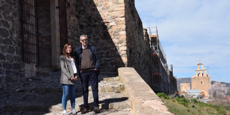 Moya avanza en la recuperación de los lienzos de la muralla gracias al Plan de Sostenibilidad Turística del Valle del Cabriel