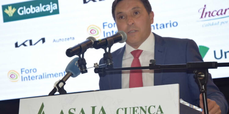 Martínez Chana pone en valor las ayudas de la Diputación al sector agrícola en temas como conejos, caminos y autónomos