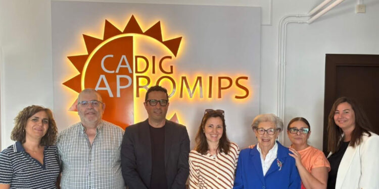 La Junta destaca la labora “esencial” de APROMIPS en la atención de personas con discapacidad grave y sus familias