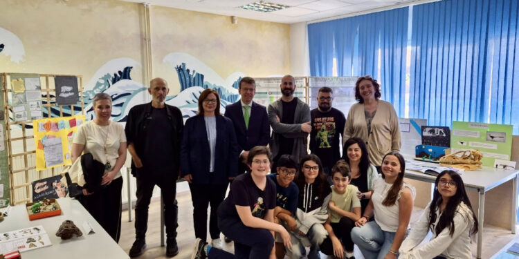 El IES ‘San José’ y la UNED impulsan un proyecto educativo para divulgar entre el alumnado la riqueza paleontológica de Cuenca