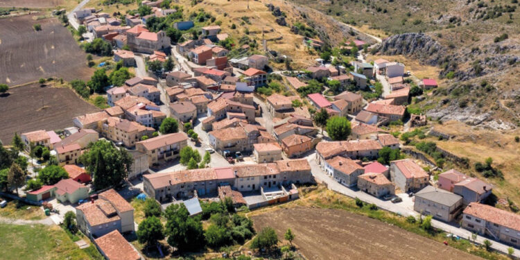 Armallones busca emprendedores en Guadalajara abre la licitación de su bar municipal en pleno Parque Natural del Alto Tajo