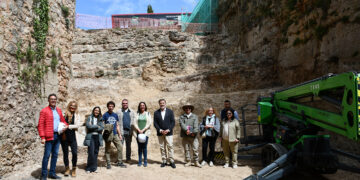 Dolz incide en que las obras de restauración de la Muralla pondrán en valor esta infraestructura “clave” de nuestro patrimonio histórico