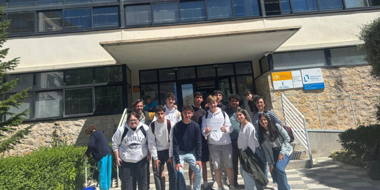 El Colegio Nuestra Señora de los Remedios de San Clemente se proclama campeón provincial en la I Liga de Debates de Castilla-La Mancha