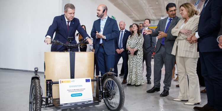 El Consejo de Gobierno aprueba 77,5 millones de euros para prestaciones de servicios sociales en colaboración con los ayuntamientos de la región