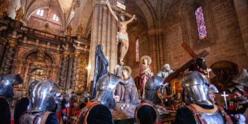 El Viernes Santo refuerza el valor de la Semana Santa de Sigüenza como referente regional