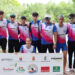 No paran las alegrías para el Club Piragüismo Cuenca. El canoísta Carlos López Belinchón se ha proclamado este fin de semana campeón de España en la categoría Sub-23 C1 en el VIII Campeonato de España de Media Maratón disputado en Aranjuez. Además, subieron al podio con sendos bronces Óscar Osma, en Senior C1, y Mario del Santo en Junior C1. La actuación de todos los palistas fue sobresaliente, lo que aupó al equipo a la décima posición en la clasificación general por clubes, en la que es una de las citas más exigentes del calendario nacional, con la presencia de los mejores especialistas del país sobre una distancia de gran desgaste físico y técnico. La categoría Sub-23 dejó una de las grandes alegrías del campeonato para el conjunto conquense en la jornada del domingo. En C1, Carlos López se proclamó campeón de España tras una regata impecable, dominando la prueba y subiendo a lo más alto del podio. En K1 masculino, Roberto Olivares finalizó en 19ª posición y Víctor Martínez fue 20º, completando ambos una actuación sólida ante una categoría de gran nivel. En féminas, Carmen Rubio firmó una notable regata en K1 Sub-23, cruzando la meta en una meritoria octava posición. En categoría Senior llegó otra de las medallas del fin de semana. José Óscar Osma logró una excelente 3ª posición en C1, colgándose el bronce nacional tras competir siempre en los puestos de cabeza. En K1 Senior, Carlos Julio Gómez concluyó en 33ª posición en una prueba muy numerosa y exigente. Gran rendimiento también en categoría Junior el sábado. Mario del Santo consiguió una magnífica 3ª posición en C-1, sumando un nuevo podio para el club y confirmando su progresión esta temporada. En la misma modalidad, Adrián del Cid terminó 7º tras una regata muy competitiva. En K1 Junior, Gabriel Dudek rozó el top ten con una destacada 11ª plaza. En C1 Cadete, David López completó una gran actuación al finalizar en 5ª posición, quedándose muy cerca de los puestos de medalla tras haber liderado con holgura toda la prueba y sufrir un fatal vuelco en los últimos metros. Con un campeonato de enorme nivel competitivo, el Club Piragüismo Cuenca ha regresado de Aranjuez con un título de campeón de España, dos medallas de bronce y una brillante décima posición por clubes, resultados que reflejan el trabajo diario de deportistas y técnicos. El Club agradece el apoyo y la colaboración de instituciones y patrocinadores: Federación Castellano-Manchega de Piragüismo; Ayuntamiento y Diputación Provincial de Cuenca, Junta de Comunidades, UCLM, Fundación Globalcaja, Rujamar Sports Team, Gestión 5, Aceites Barambio, Incarlopsa, El Rento y Solán de Cabras.