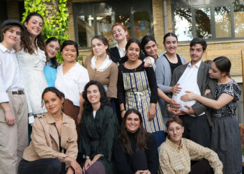 El grupo de teatro universitario del campus de Cuenca representa ‘Manzanas podridas’, de Tracy Wells
