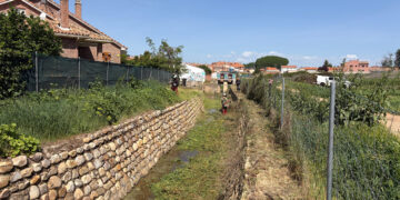 En marcha los trabajos de limpieza del Arroyo Valdelalobera a su paso por Yunquera de Henares