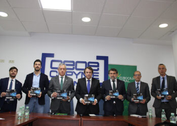 Eurocaja Rural y Diputación Provincial de Cuenca refuerzan su compromiso con el tejido empresarial apoyando el 'Informe Socioeconómico 2025' de CEOE CEPYME Cuenca