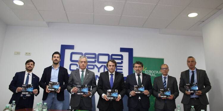 Eurocaja Rural y Diputación Provincial de Cuenca refuerzan su compromiso con el tejido empresarial apoyando el 'Informe Socioeconómico 2025' de CEOE CEPYME Cuenca