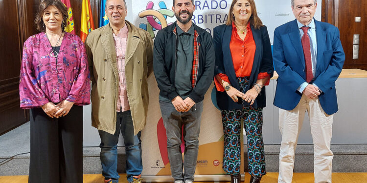 Guadalajara con 160 expedientes de mediación se sitúa como la provincia de Castilla-La Mancha que más recurre al Jurado Arbitral Laboral