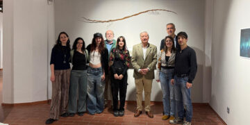 Inaugurada en la Fundación Antonio Gala la exposición “Donde brota la luz” de los residentes de 4C