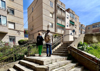 Jiménez propone la construcción de una rampa para acabar con las barreras arquitectónicas en el barrio de Casablanca