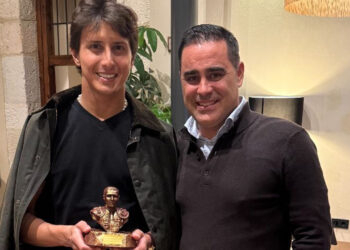 La Asociación Cultural Taurina Romancos al Campo entrega el León de Oro 2025 a Andrés Roca Rey